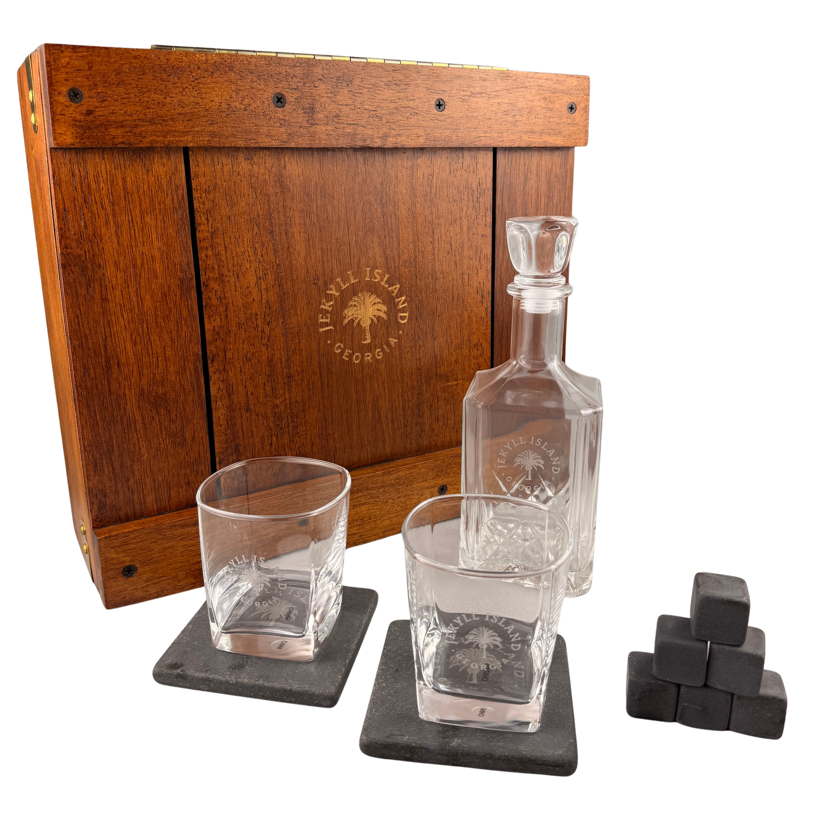 31•81 Jekyll Island Whiskey Box Decanter Set